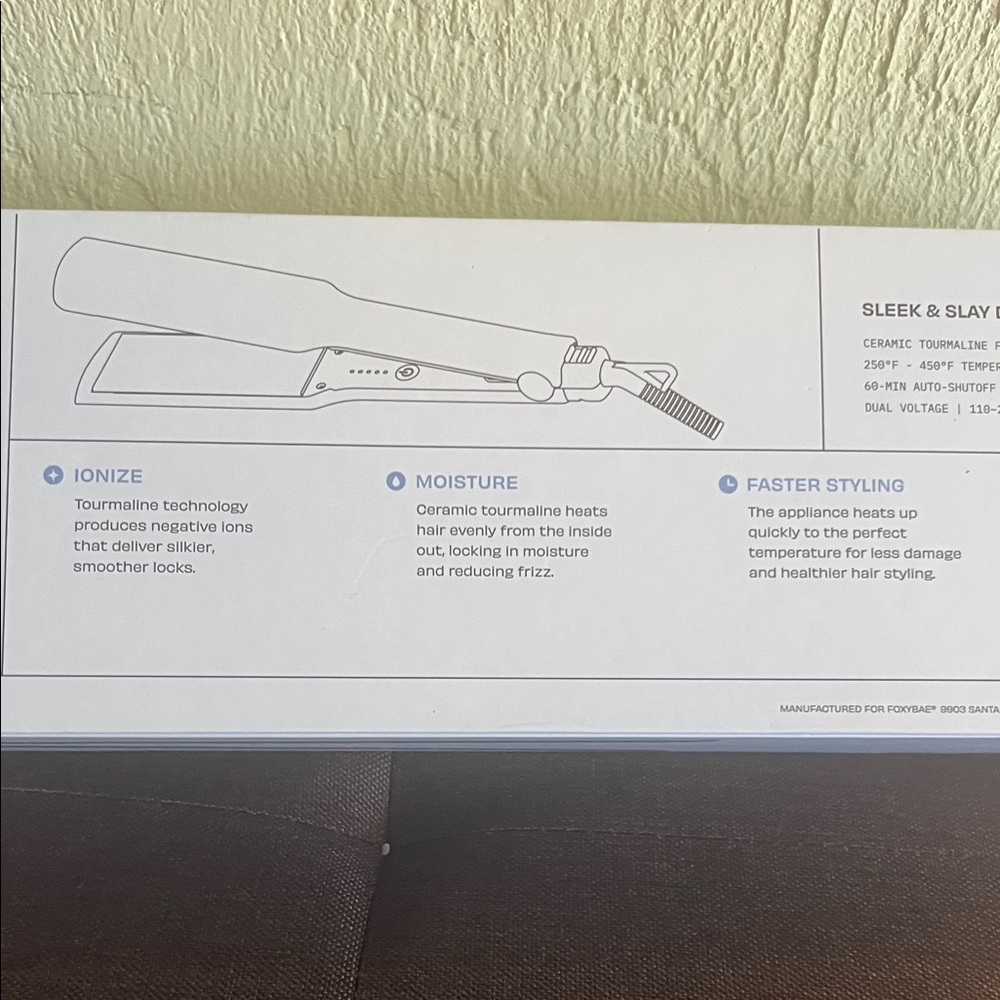 # 1173+ FoxyBae Sleek & Slay Ceramic Flat Iron - Picture 5 of 13